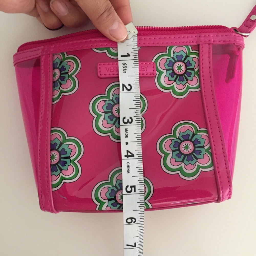 Vera Bradley make up - Picture 7 of 7